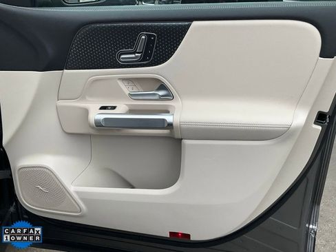 Used 2024 Mercedes-Benz EQB 250+ image 75