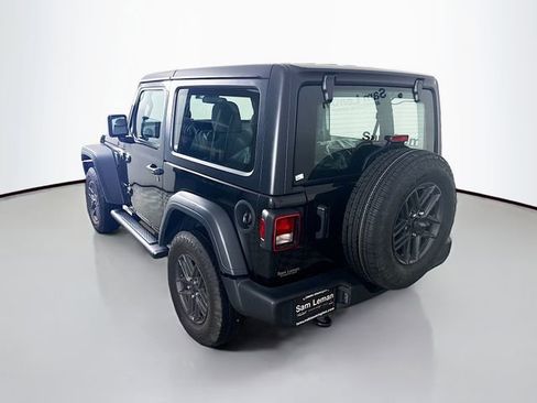 Used 2024 Jeep Wrangler Sport S image 5