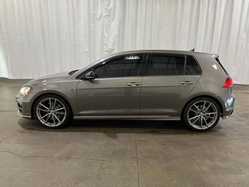 Used 2017 Volkswagen Golf R 4-Door AWD/4WD image 7
