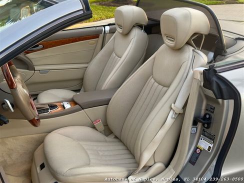Used 2009 Mercedes-Benz SL 550 image 28