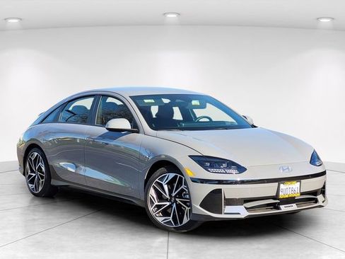 Certified 2025 Hyundai Ioniq 6 SEL image 1