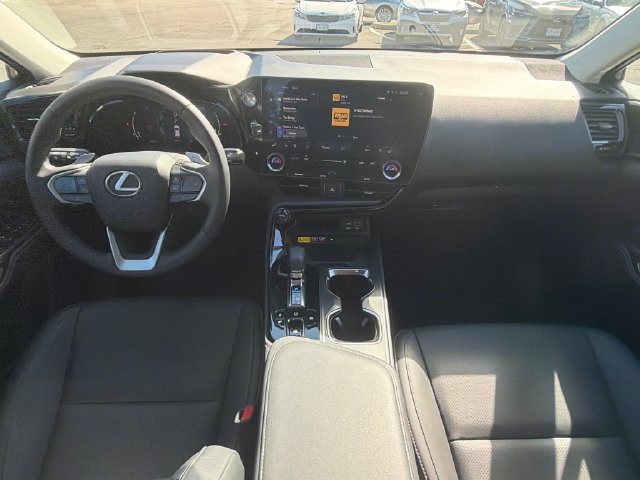 Used 2022 Lexus NX 350h AWD image 13