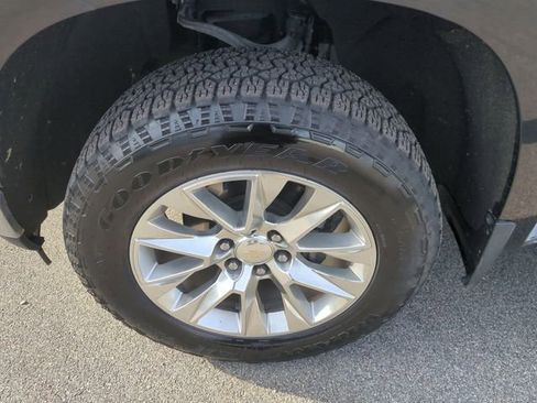 Used 2021 Chevrolet Silverado 1500 LTZ w/ LTZ Premium Package image 10