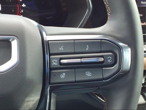 Used 2023 GMC Canyon AT4 w/ AT4 Premium Package image 29