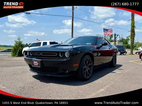 Used 2018 Dodge Challenger R/T w/ Sound Group image 1