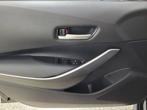 Used 2025 Toyota Corolla SE FWD image 21
