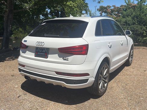 Used 2018 Audi Q3 2.0T Premium Plus w/ Premium Plus Package AWD/4WD image 4