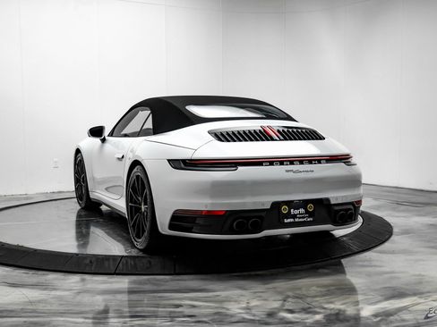 Used 2021 Porsche 911 Carrera 4 image 10