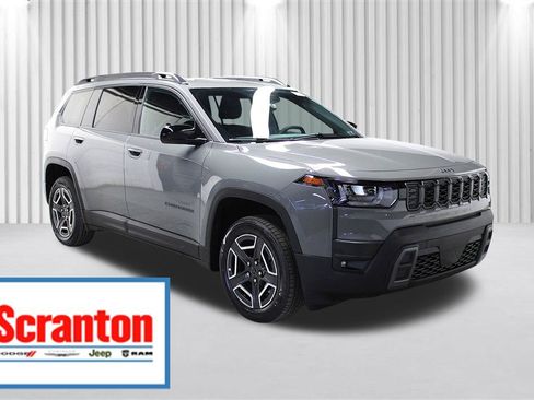 New 2026 Jeep Cherokee Laredo AWD/4WD image 1