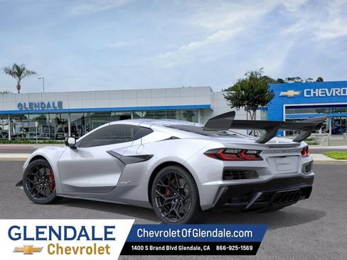 New 2027 Chevrolet Corvette ZR1 w/ ZR1 Carbon Fiber Aero Package RWD image 3
