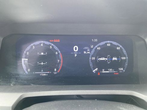 Used 2025 Toyota Tacoma TRD Off-Road image 18