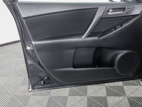 Used 2012 MAZDA MAZDA3 i Touring image 32