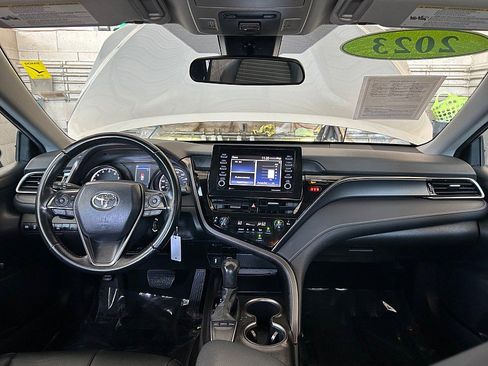 Used 2023 Toyota Camry SE FWD image 19