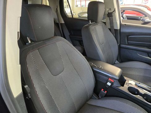 Used 2017 GMC Terrain SLE w/ Convenience Package AWD/4WD image 22