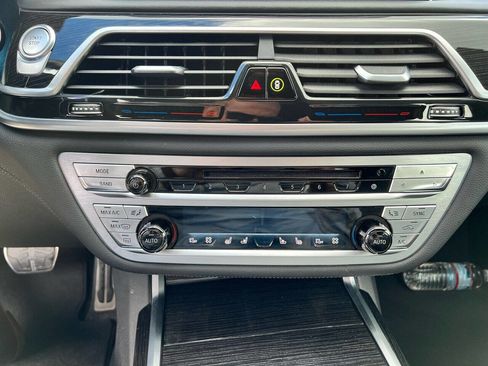 Used 2019 BMW 740e xDrive 740e xDrive iPerformance AWD 4 w/ Executive Package image 32