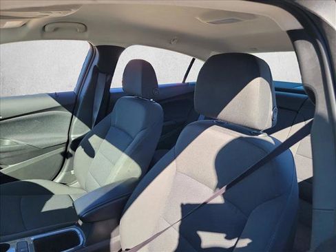 Used 2016 Chevrolet Cruze LT w/ Convenience Package image 13