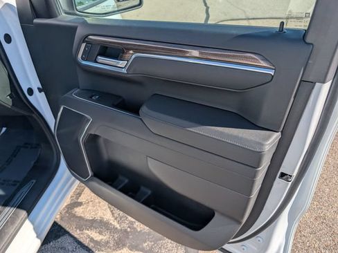 Used 2026 Chevrolet Silverado 1500 RST AWD/4WD image 4