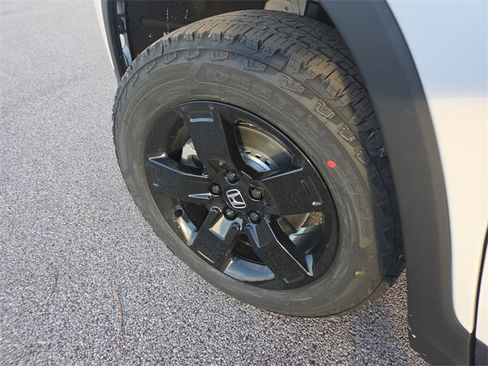 New 2026 Honda Ridgeline Black Edition image 18