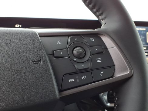 New 2026 Nissan Sentra SV w/ SV Convenience Package FWD image 19