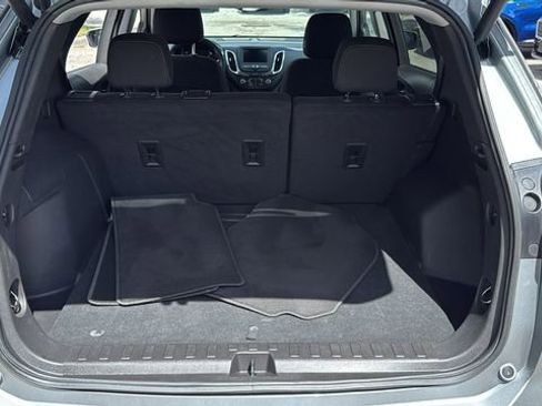 Used 2024 Chevrolet Equinox LT image 9