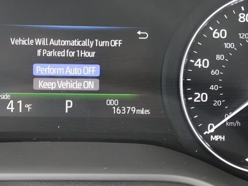 Certified 2024 Toyota Sienna Platinum image 12