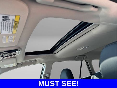 Used 2025 Subaru Outback Limited AWD/4WD image 24