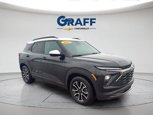 Used 2025 Chevrolet TrailBlazer ACTIV w/ Convenience Package FWD image 16
