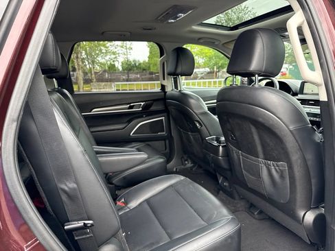 Used 2022 Kia Telluride S AWD/4WD image 23