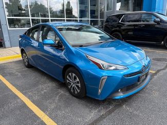 Used 2019 Toyota Prius XLE AWD/4WD video 1