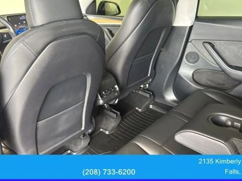 Used 2023 Tesla Model Y Long Range AWD/4WD image 33