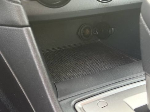 Used 2018 Subaru Impreza 2.0i Premium image 24