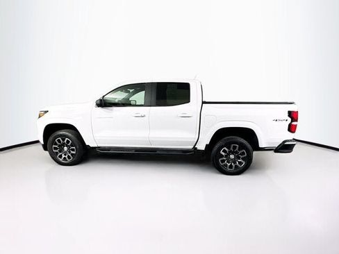 Used 2024 Chevrolet Colorado LT w/ LT Convenience Package III AWD/4WD image 8