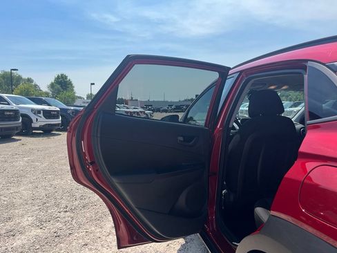 Used 2023 Hyundai Kona SEL FWD image 24