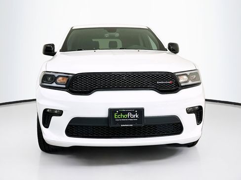 Used 2021 Dodge Durango SXT image 2