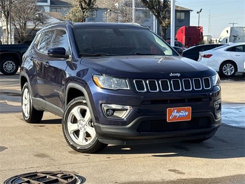 Used 2018 Jeep Compass Latitude w/ Popular Equipment Group image 2