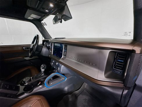 Used 2022 Ford Bronco Outer Banks image 28