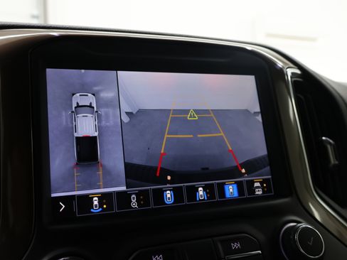 Used 2021 Chevrolet Silverado 2500 High Country w/ Z71 Off-Road Package image 16