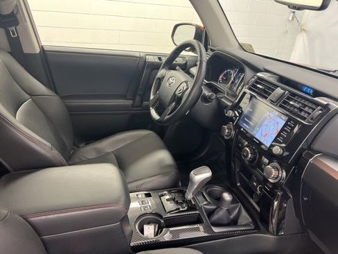 Used 2024 Toyota 4Runner TRD Off-Road Premium image 25