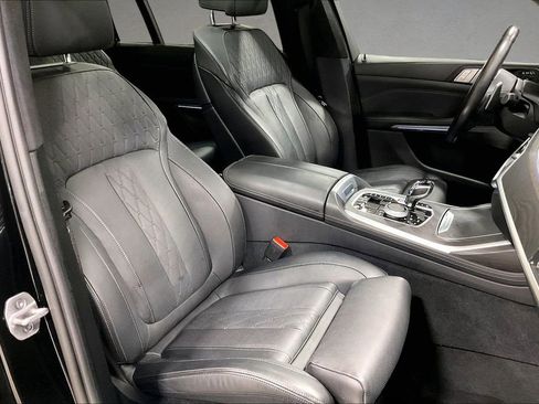 Used 2022 BMW X7 M50i w/ Dynamic Handling Package AWD/4WD image 30