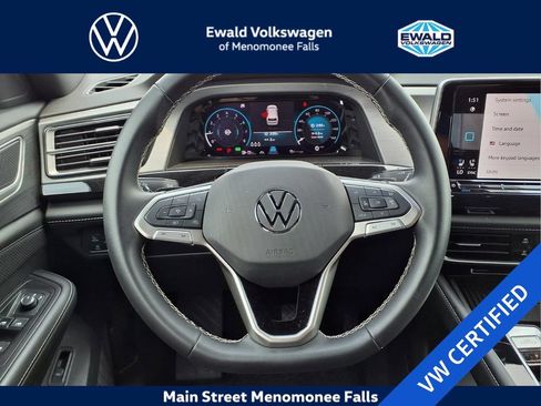 Certified 2026 Volkswagen Atlas Cross Sport SE AWD/4WD image 21