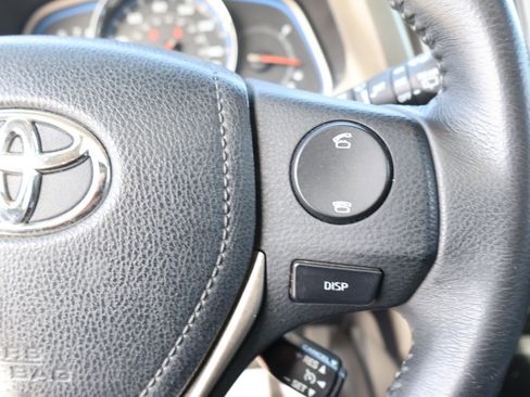 Used 2013 Toyota RAV4 Limited image 35