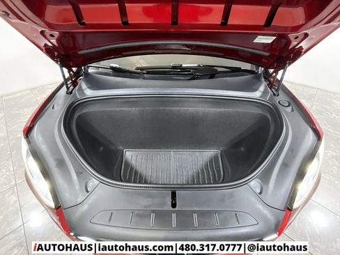 Used 2023 Tesla Model X Plaid image 9