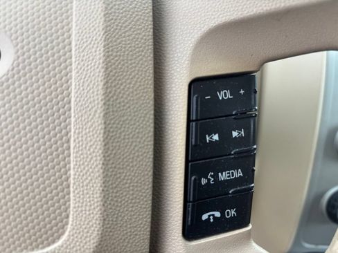 Used 2011 Ford Escape XLT AWD/4WD image 17