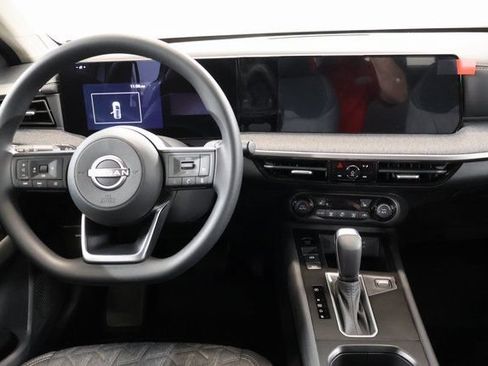 New 2026 Nissan Kicks SV w/ SV Premium Package FWD image 12