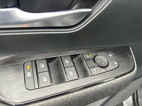 Certified 2025 Nissan Kicks SV image 13