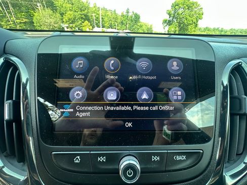 Used 2023 Chevrolet Equinox RS AWD/4WD image 14