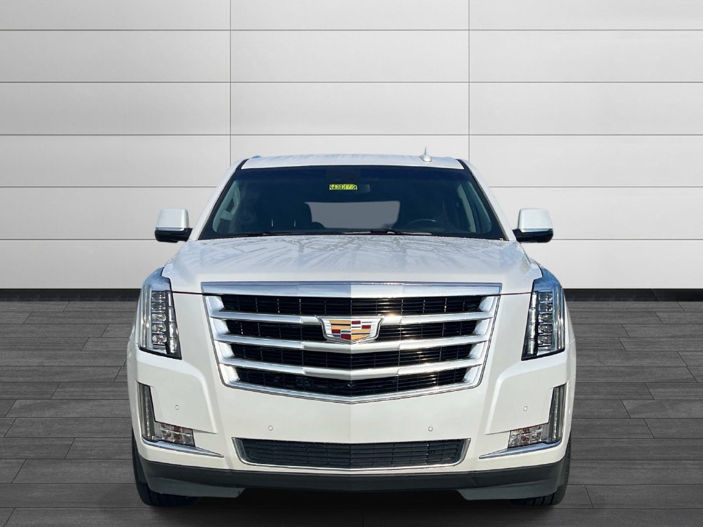 Used 2020 Cadillac Escalade Luxury AWD/4WD image 8