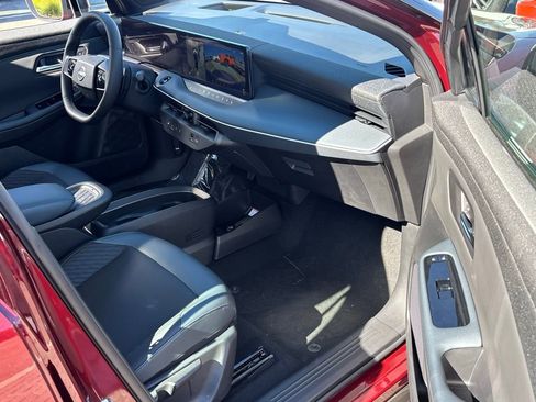 New 2026 Nissan Leaf Platinum+ w/ Cargo Package (Platinum+) image 26