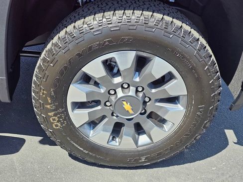 New 2026 Chevrolet Silverado 2500 Custom w/ Custom Convenience Package AWD/4WD image 7