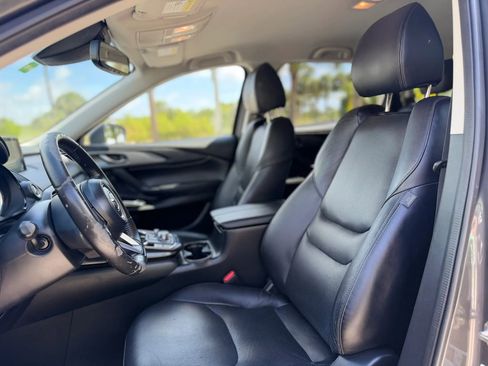 Used 2018 MAZDA CX-9 Touring FWD image 12